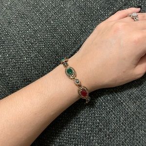 Stone bracelet with gold color